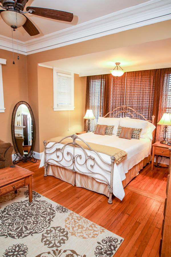 Hawthorne Park Bed And Breakfast Columbus Bagian luar foto